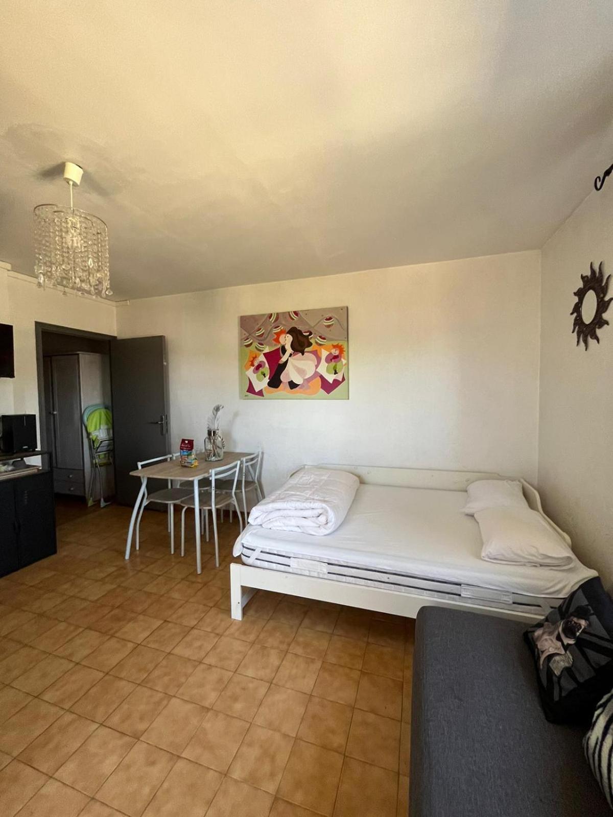Appartement En Rez De Villa Beausite Mandelieu エクステリア 写真